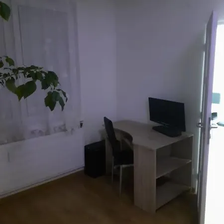 3 Big 64m2 Just For You, Night View Apartment Neutra